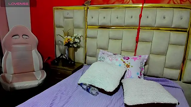 Snapshot of stripcharming_ chatting on September 9, 2025, 2:48 pm stripcharming online show from September 9, 2025, 2:48 pm