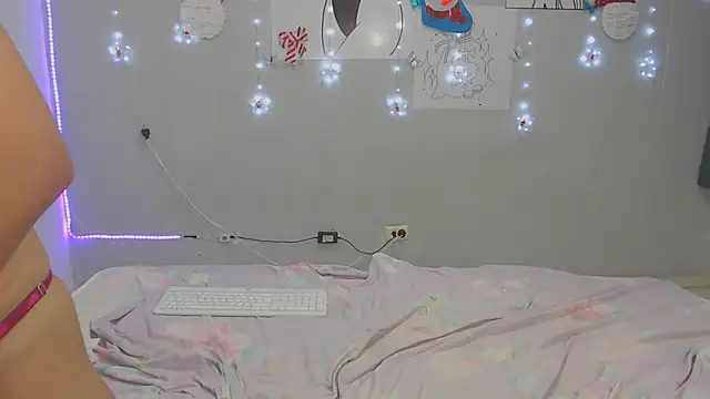 Snapshot of peneloppeh_69 chatting on December 31, 2024, 1:36 am peneloppeh 69 online show from December 31, 2024, 1:36 am