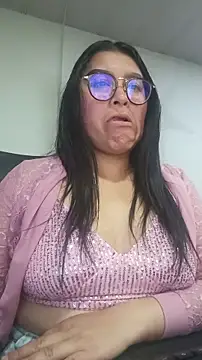 lorymoon online show from December 16, 2025, 2:27 am