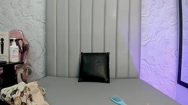 AlexaFoxy18 online show from February 20, 2026, 7:32 am