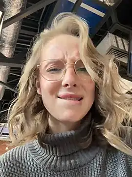 CaseyStar online show from February 3, 2025, 12:36 pm