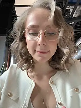 CaseyStar online show from February 20, 2025, 9:33 am