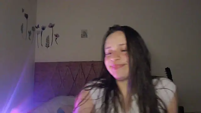 Snapshot of Serenity chatting on October 8, 2025, 2:13 am Serenity online show from October 8, 2025, 2:13 am