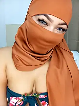 Snapshot of Kendra_Kait chatting on February 25, 2025, 9:15 pm Kendra Kait online show from February 25, 2025, 9:15 pm