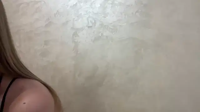 CaitlinaJayne23 online show from March 4, 2026, 4:53 am