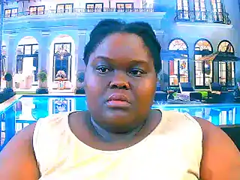 Snapshot of EbonyHotBuns chatting on March 8, 2026, 5:22 am EbonyHotBuns online show from March 8, 2026, 5:22 am