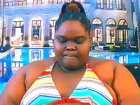 Snapshot of EbonyHotBuns chatting on March 31, 2026, 10:56 pm EbonyHotBuns online show from March 31, 2026, 10:56 pm