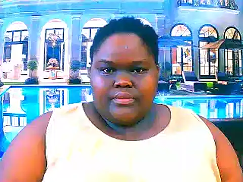 Snapshot of EbonyHotBuns chatting on March 10, 2026, 8:29 am EbonyHotBuns online show from March 10, 2026, 8:29 am