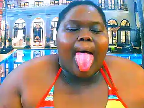 Snapshot of EbonyHotBuns chatting on March 13, 2026, 9:42 pm EbonyHotBuns online show from March 13, 2026, 9:42 pm