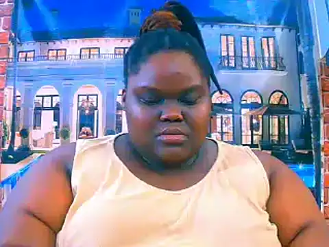 Snapshot of EbonyHotBuns chatting on April 13, 2026, 6:34 pm EbonyHotBuns online show from April 13, 2026, 6:34 pm