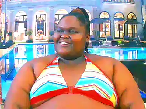 Snapshot of EbonyHotBuns chatting on March 29, 2026, 10:33 pm EbonyHotBuns online show from March 29, 2026, 10:33 pm