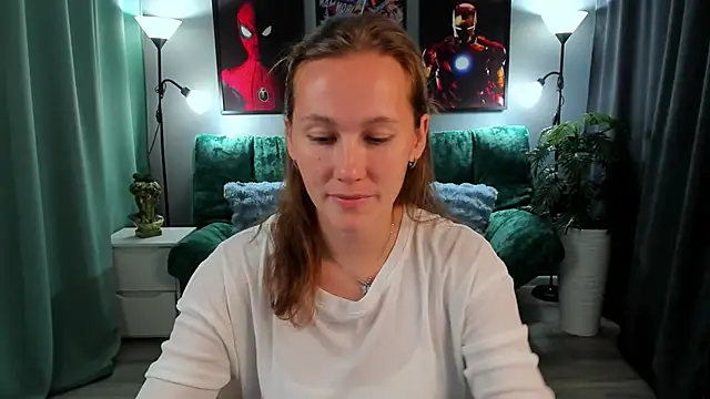 MichelleOrtis online show from November 25, 2025, 12:05 pm