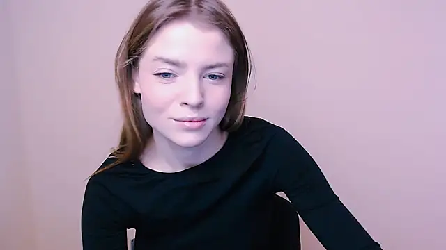 Snapshot of MissOliviaa_ chatting on January 4, 2025, 9:32 am MissOliviaa  online show from January 4, 2025, 9:32 am