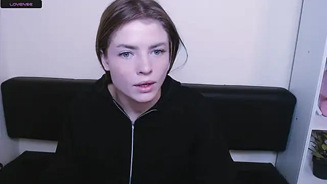 Snapshot of MissOliviaa_ chatting on January 8, 2025, 11:10 am MissOliviaa  online show from January 8, 2025, 11:10 am