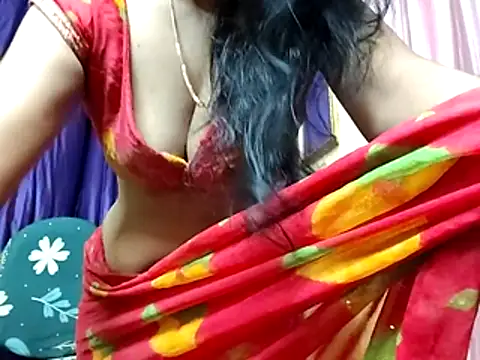 Snapshot of poojaxxx65 chatting on July 14, 2026, 8:59 pm poojaxxx65 online show from July 14, 2026, 8:59 pm
