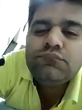 Snapshot of Happyman300 chatting on December 5, 2024, 7:44 pm Happyman300 online show from December 5, 2024, 7:44 pm