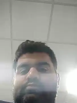 Snapshot of Happyman300 chatting on November 13, 2025, 11:36 am Happyman300 online show from November 13, 2025, 11:36 am