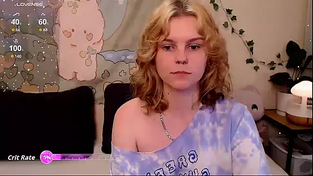 Moona xx online show from May 8, 2026, 10:35 pm
