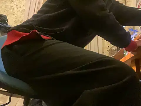 otikatseikaip3r online show from October 14, 2025, 11:47 pm