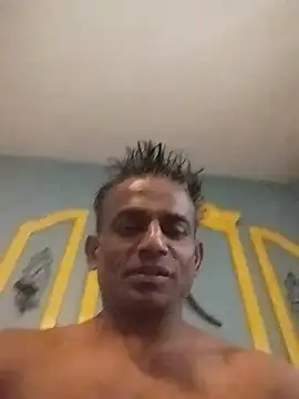 Snapshot of Lovebeingnudefreak chatting on October 29, 2025, 9:52 am Lovebeingnudefreak online show from October 29, 2025, 9:52 am