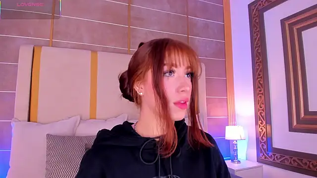 AbigailCarter online show from October 22, 2025, 11:36 pm