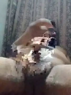 akash125800 online show from April 10, 2026, 12:39 am