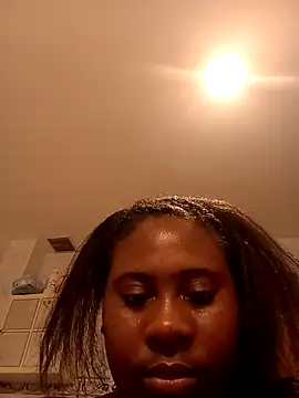 KennyBigWoman online show from September 17, 2025, 8:33 pm