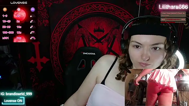 BrandiWRLD 999 online show from November 29, 2025, 7:36 pm