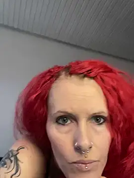 Playwoman1 online show from March 19, 2025, 11:50 am