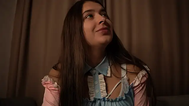 elisa moon online show from November 7, 2025, 9:47 am