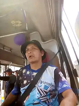 ardiente47 online show from October 19, 2025, 5:48 pm