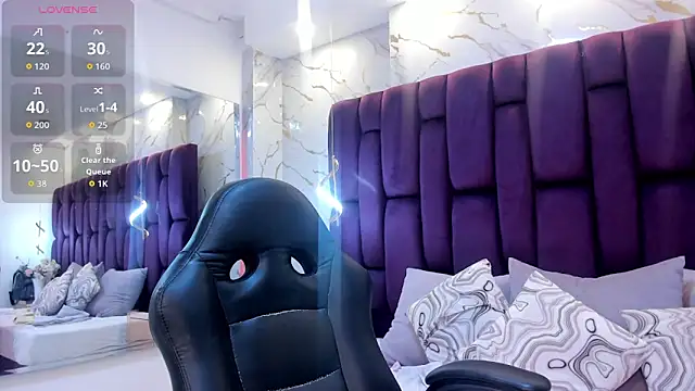 emma carterr1 online show from November 8, 2025, 8:23 pm