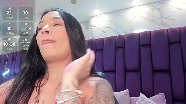 emma carterr1 online show from April 9, 2026, 5:08 pm