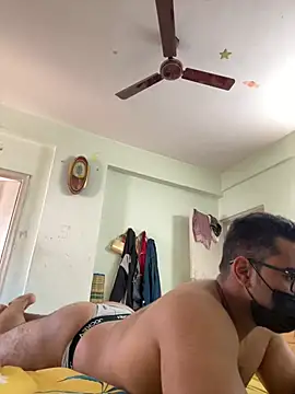 chocolateboy003 online show from January 13, 2025, 5:44 am
