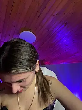 aliisonn parker26 online show from January 28, 2025, 11:39 pm