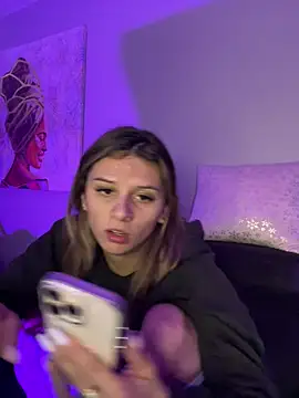 aliisonn parker26 online show from February 22, 2025, 11:03 pm