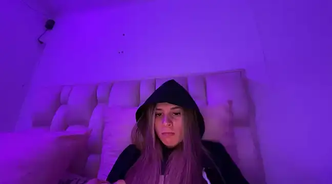 aliisonn parker26 online show from January 21, 2025, 3:26 am