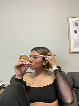 aliisonn parker26 online show from February 5, 2025, 10:33 pm