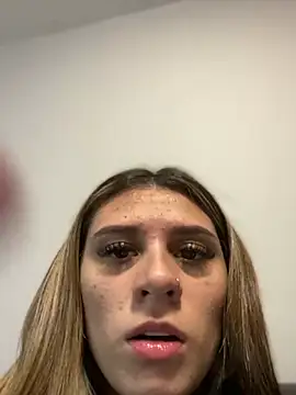 aliisonn parker26 online show from February 17, 2025, 7:01 pm