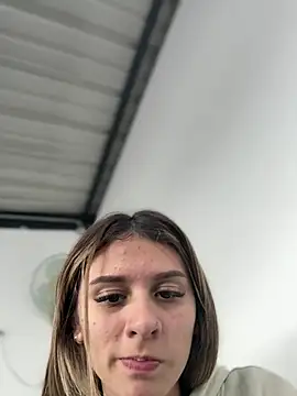 aliisonn parker26 online show from February 21, 2025, 6:59 pm