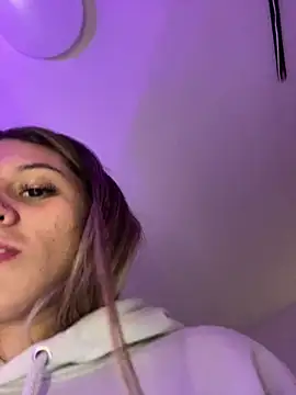 aliisonn parker26 online show from February 22, 2025, 1:11 am