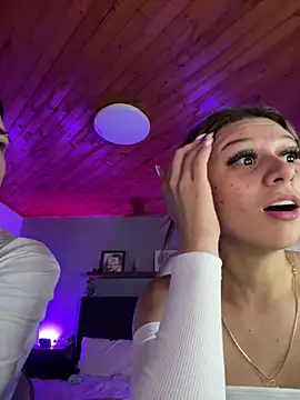 aliisonn parker26 online show from February 8, 2025, 1:11 am