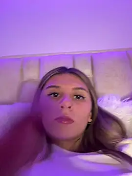 aliisonn parker26 online show from January 30, 2025, 4:37 am