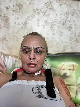 Gardener of Illusions online show from May 28, 2026, 1:28 pm