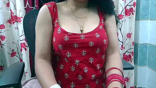 Snapshot of Lovely_Sanvi chatting on January 14, 2026, 4:05 am Lovely Sanvi online show from January 14, 2026, 4:05 am