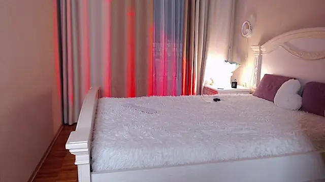 Avylew online show from November 1, 2025, 1:56 am