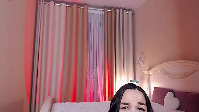 Avylew online show from December 22, 2025, 7:47 pm