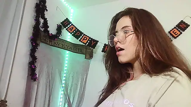 cherrybom969 online show from October 21, 2025, 1:49 am