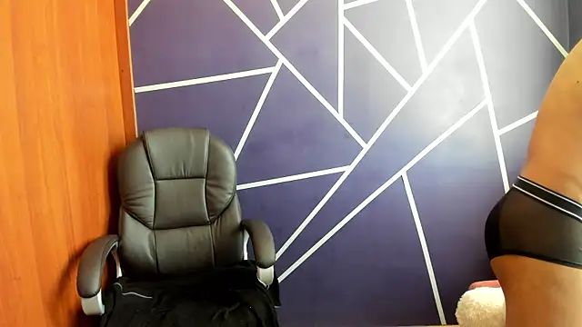 Snapshot of Pendragon1224 chatting on December 22, 2024, 2:49 pm Pendragon1224 online show from December 22, 2024, 2:49 pm