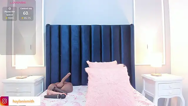 HAYLANISMITH online show from October 2, 2025, 12:19 pm